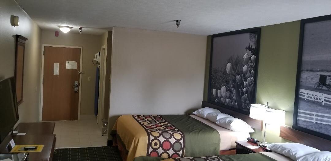Super 8 By Wyndham Bellefontaine Hotel Exterior photo